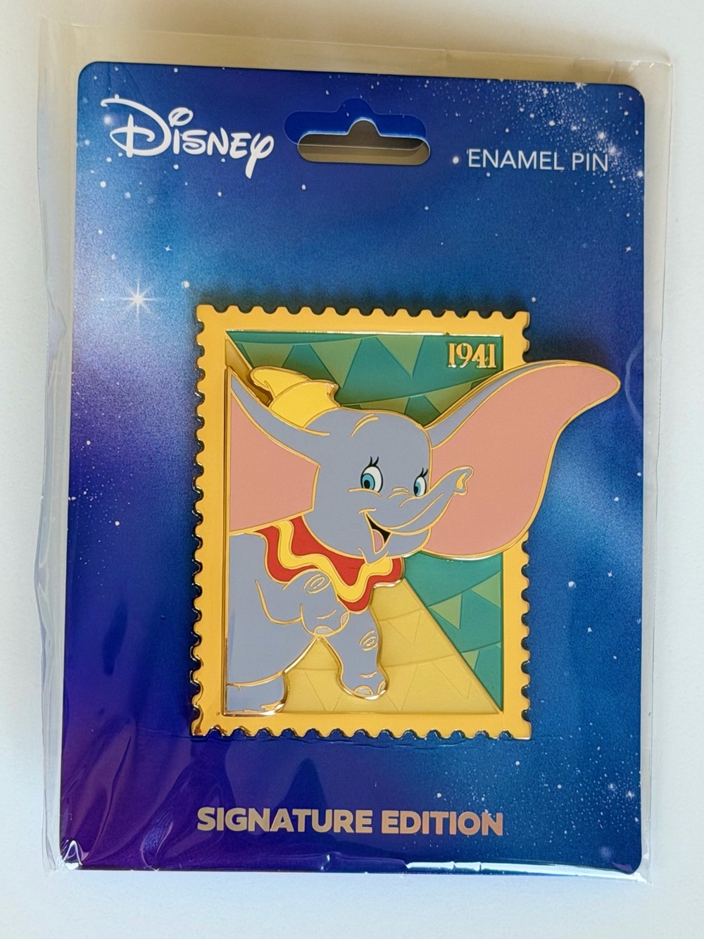 PALM Disney Royal Stamp Dumbo Pin Limited Edition 400 (Pink à la Mode)